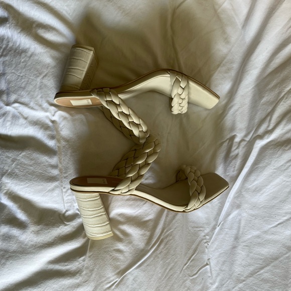 🌸EUC Dolce Vita Ivory Stella heels in size 11 - Picture 7 of 10